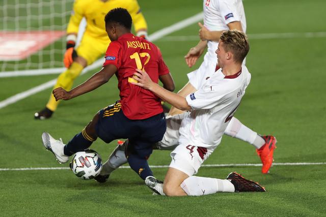 皇马新伯纳乌酒吧因承租方违约陷困境无法开业